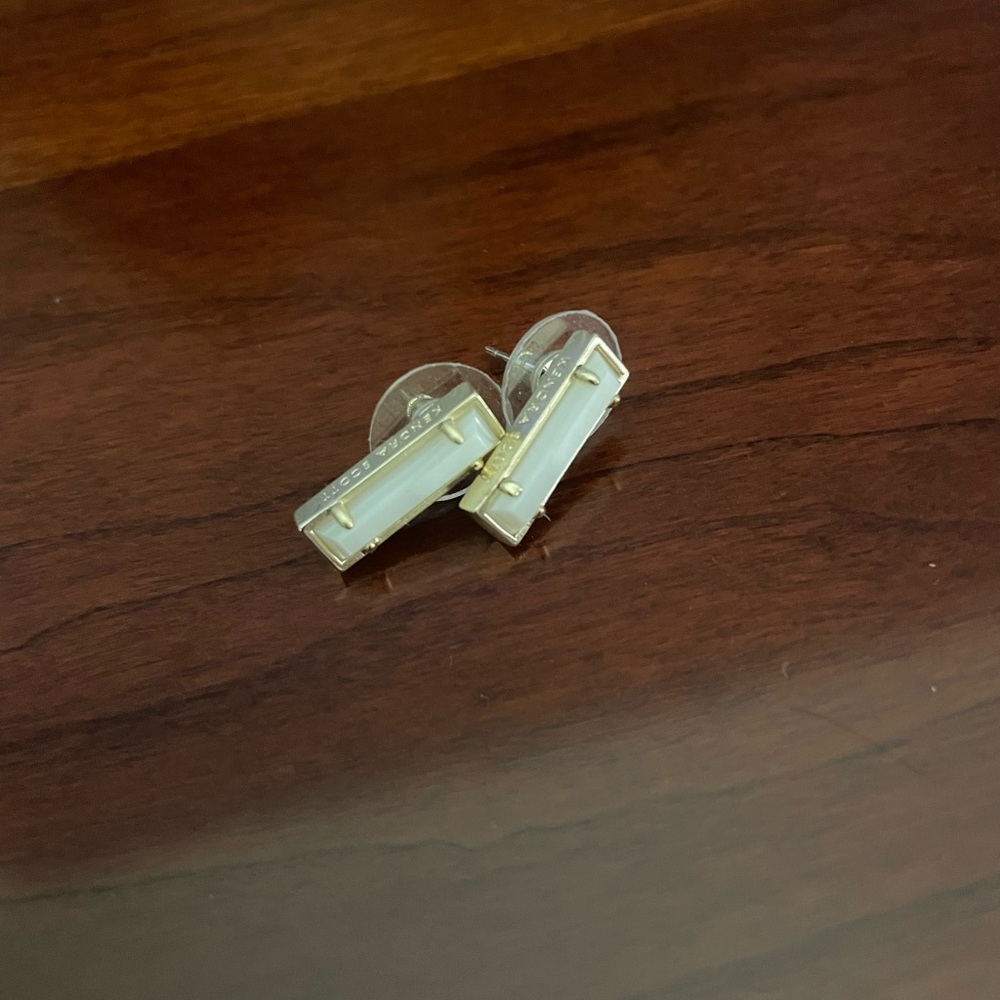 Kendra Scott earrings